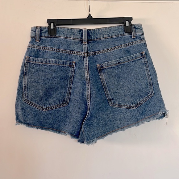 ❌SOLD❌ Farm Rio for Anthropologie Crochet Denim Shorts - Picture 4 of 10